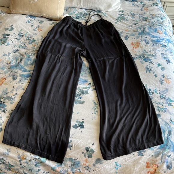 NWT - Picture 3 of 8